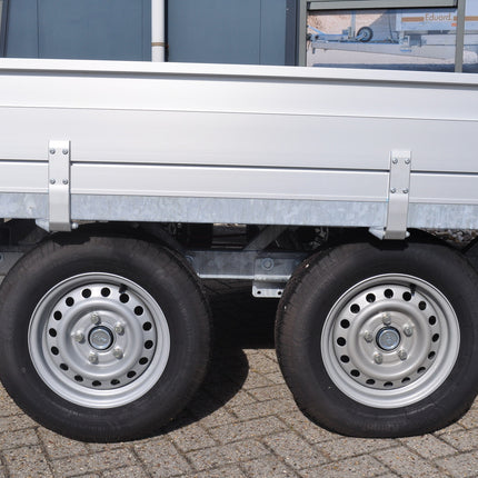 Hulco Geremde Hulco Medax plateauwagen - 405x203 cm - 3000 kg bruto laadvermogen - 30 cm borden