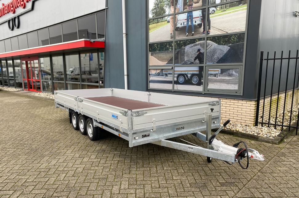 Hulco Geremde Hulco Medax plateauwagen - 502x203 cm - 3500 kg bruto laadvermogen - 30 cm borden - tridemasser