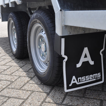 Hulco Geremde Hulco Medax plateauwagen - 502x203 cm - 3500 kg bruto laadvermogen - 30 cm borden - tandemasser