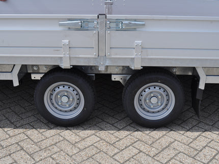 Hulco Geremde Hulco Medax plateauwagen - 502x223 cm - 3500 kg bruto laadvermogen - 30 cm borden