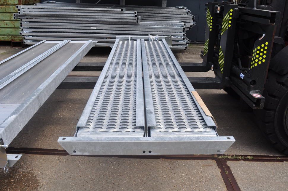 Hulco Hulco Medax stalen oprijplaten in cassette - 250x30x6,5 cm