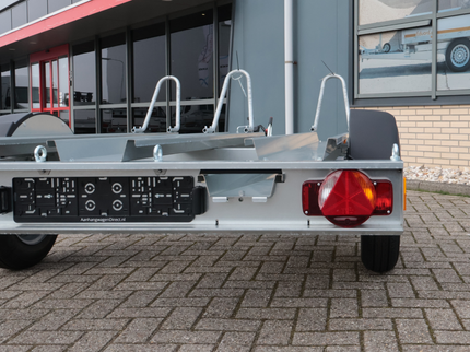 Humbaur Humbaur HM 102113 - motor aanhanger - 1000 kg bruto laadvermogen - laadoppervlakte 209x136 cm - geremd