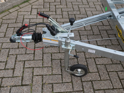 Humbaur Humbaur HM 102113 - motor aanhanger - 1000 kg bruto laadvermogen - laadoppervlakte 209x136 cm - geremd