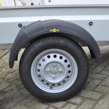 Humbaur Humbaur kunststof spatbord 13 inch - rechts - 740x190x335 mm