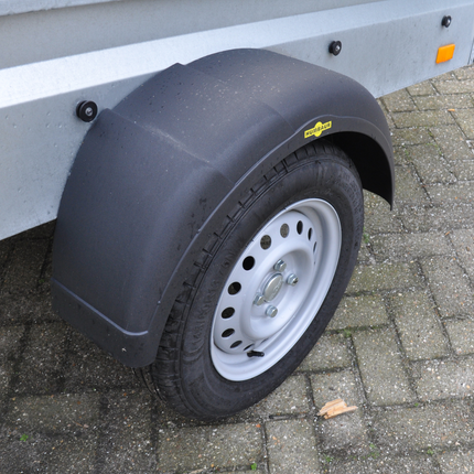 Humbaur Humbaur kunststof spatbord 13 inch - rechts - 740x190x335 mm