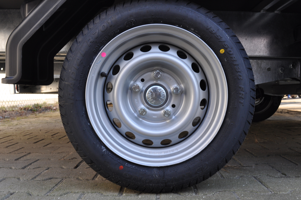 Kenda Compleet aanhanger wiel - 195/50R13C - steekmaat: 5x112 - draagvermogen: 900 kg - naafdiameter: 67 mm