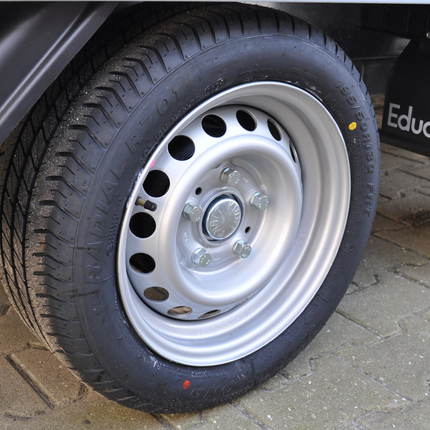 Kenda Compleet wiel 195/50 R13C + velg - steek 5x112 - 900 kg - 67 mm naafdiameter