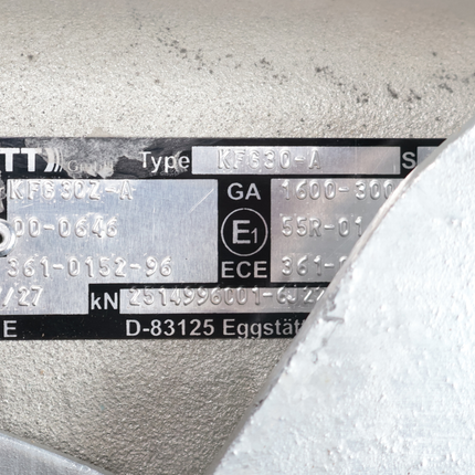 Knott Knott oplooprem aanhanger - KFG30 type A - maximaal trekvermogen: 3000kg - V-dissel aansluiting - excl. neuswielconsole