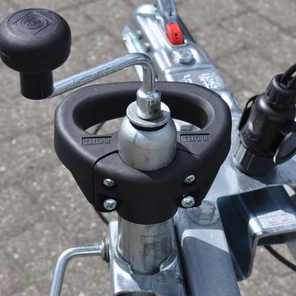 Knott Rangeerhulp voor neuswiel 48 mm